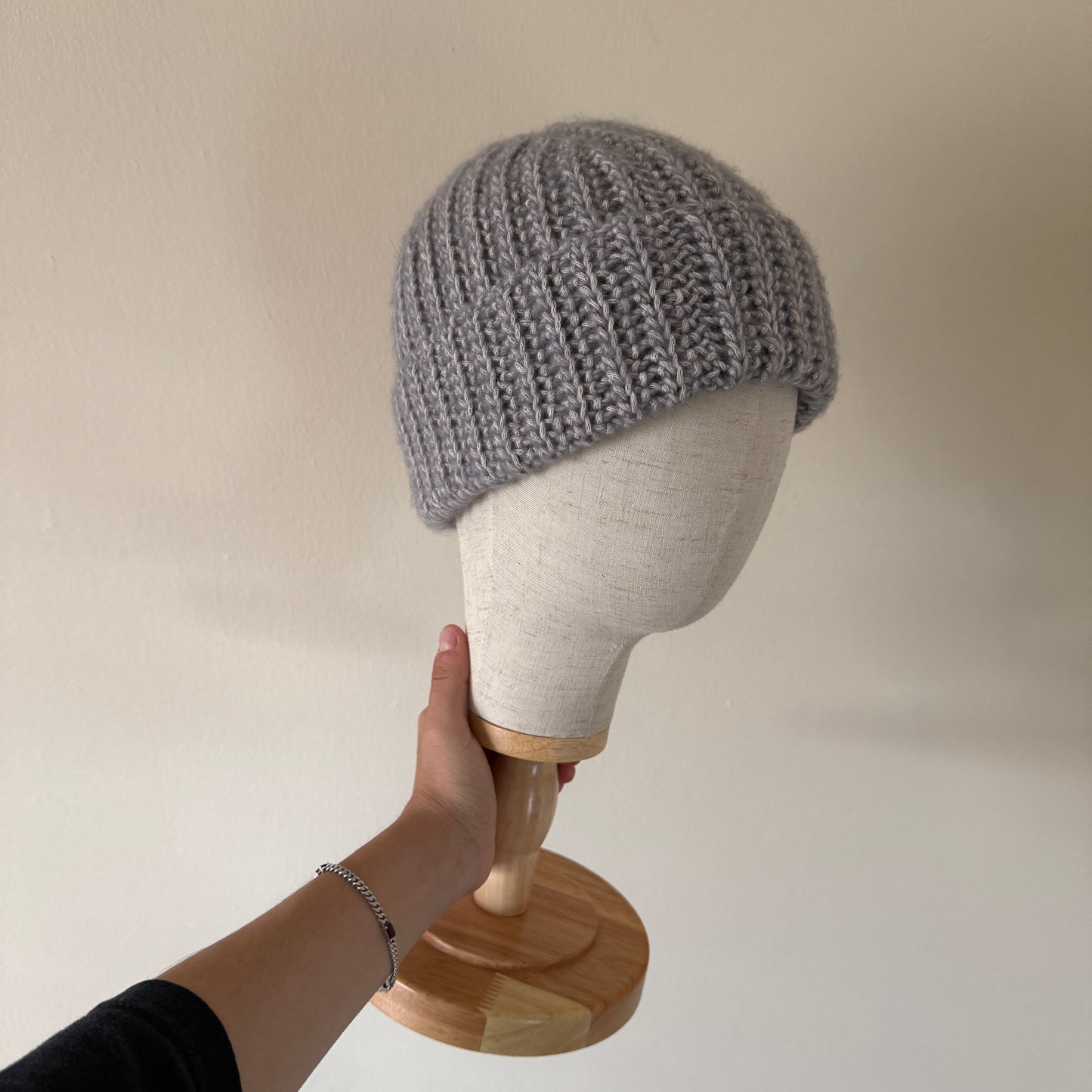 ribbed no bunch crochet beanie